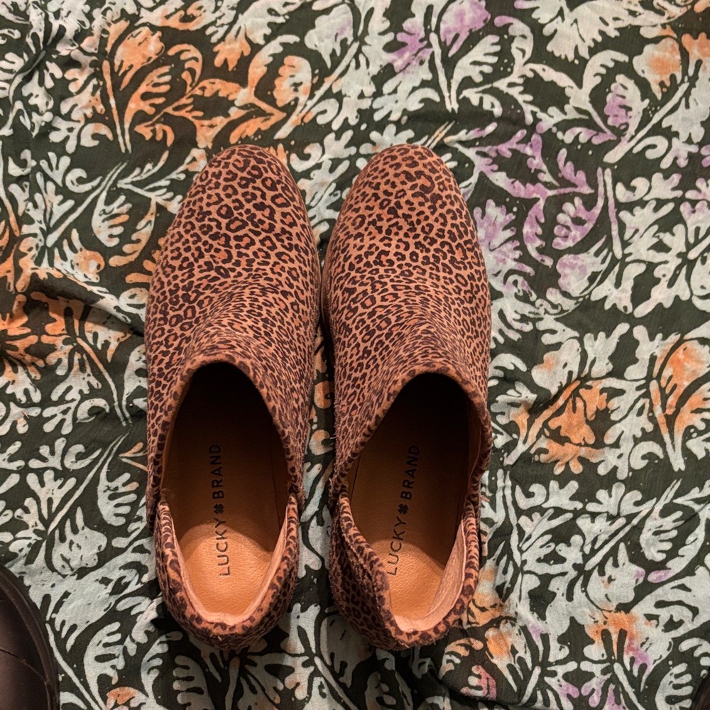 Lucky Brand Women's Brown Leopard Ankle Bootiesus 6.5